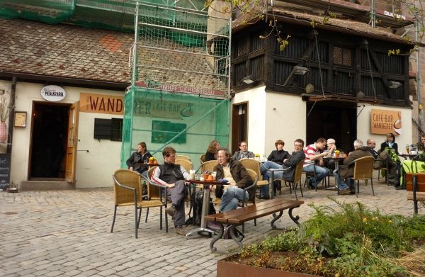 Cafe bar Wanderer Nürnberg posezení 1